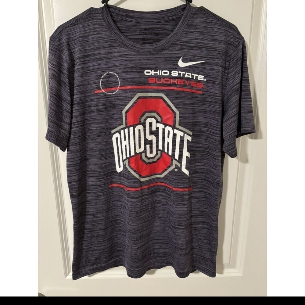 NIKE Ohio State Buckeyes Sideline Velocity Men's Dri-Fit T-Shirt Sz. Medium